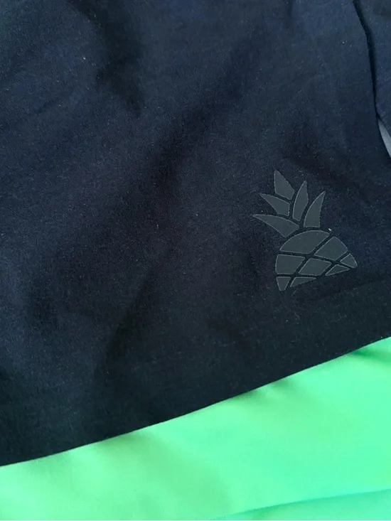 Chubbies Swim Trunks Men’s Small 5.5 Lined Stretch Retro Beach Shorts Black Pink - Picture 5 of 10